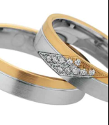 Poroni prstan060 kombinirano zlato 585 - brilijanti ali  cirkoni