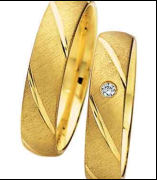 Poroni prstan 514 -rumeno zlato 585 - brilijanti ali cirkoni